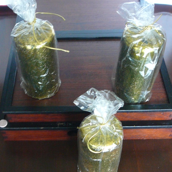 Gold Wash Pilar Scented Candle set of three - Picture 2 of 5